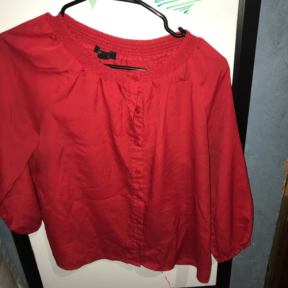 Cute red shirt
